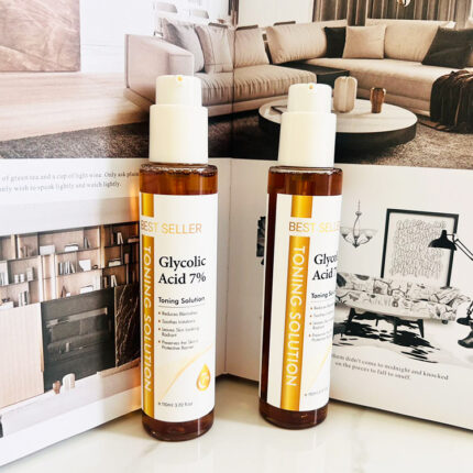 Brightening Hyaluronic Acid Toner